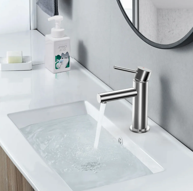 Single Handle Bathroom Faucet iKON-AB000005